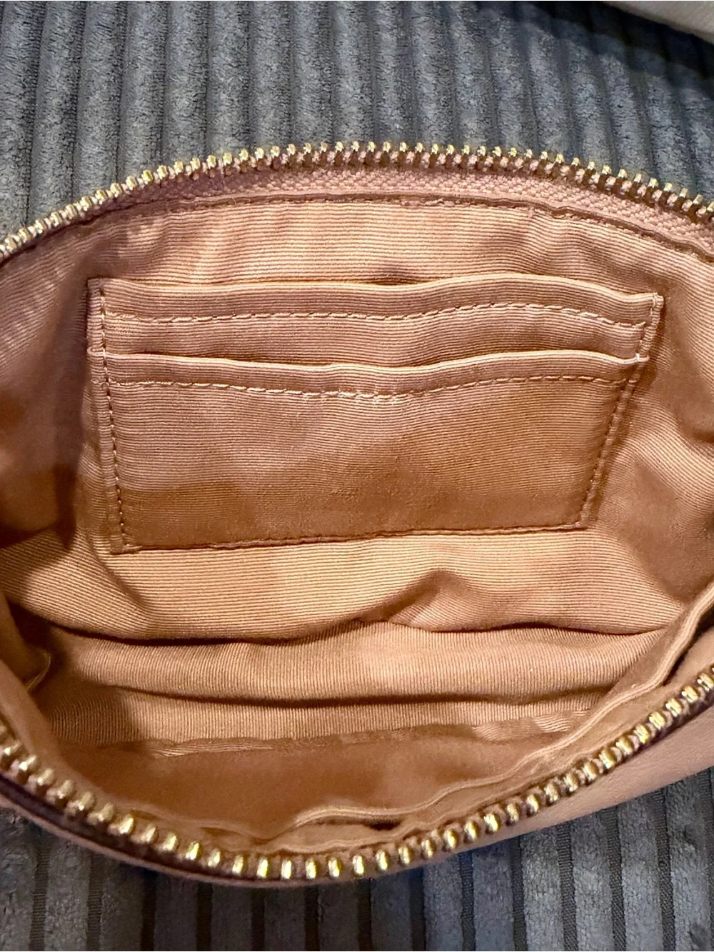 Coach 19 Nolita Pebble Leather Clutch Wristlet Purse